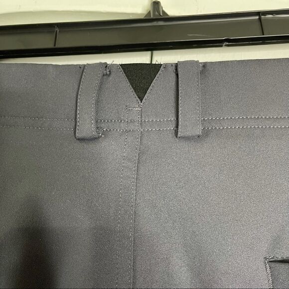 Nike Dri Fit Standard Fit Golf Shorts - Picture 2 of 11